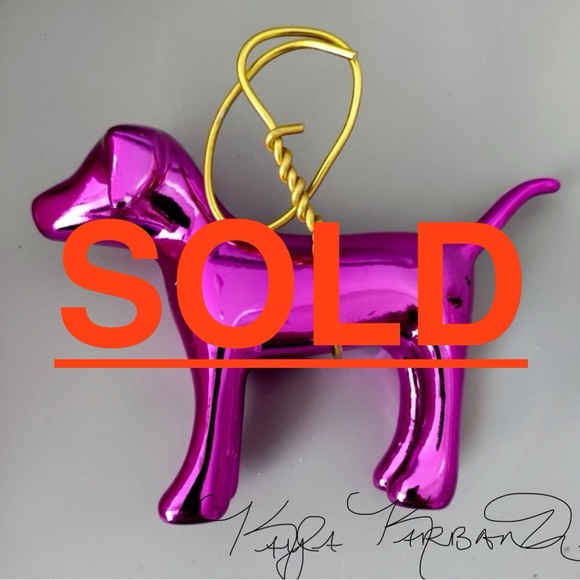 ✨ RARE VICTORIA'S SECRET STORE PROP VICTORIA’S SECRET CHRISTMAS TREE VS PINK✨ - Picture 1 of 6